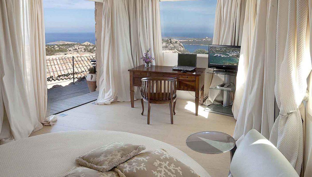 Luxury-Villa-Portocervo-Sardinia-Italy-rent-sale-4