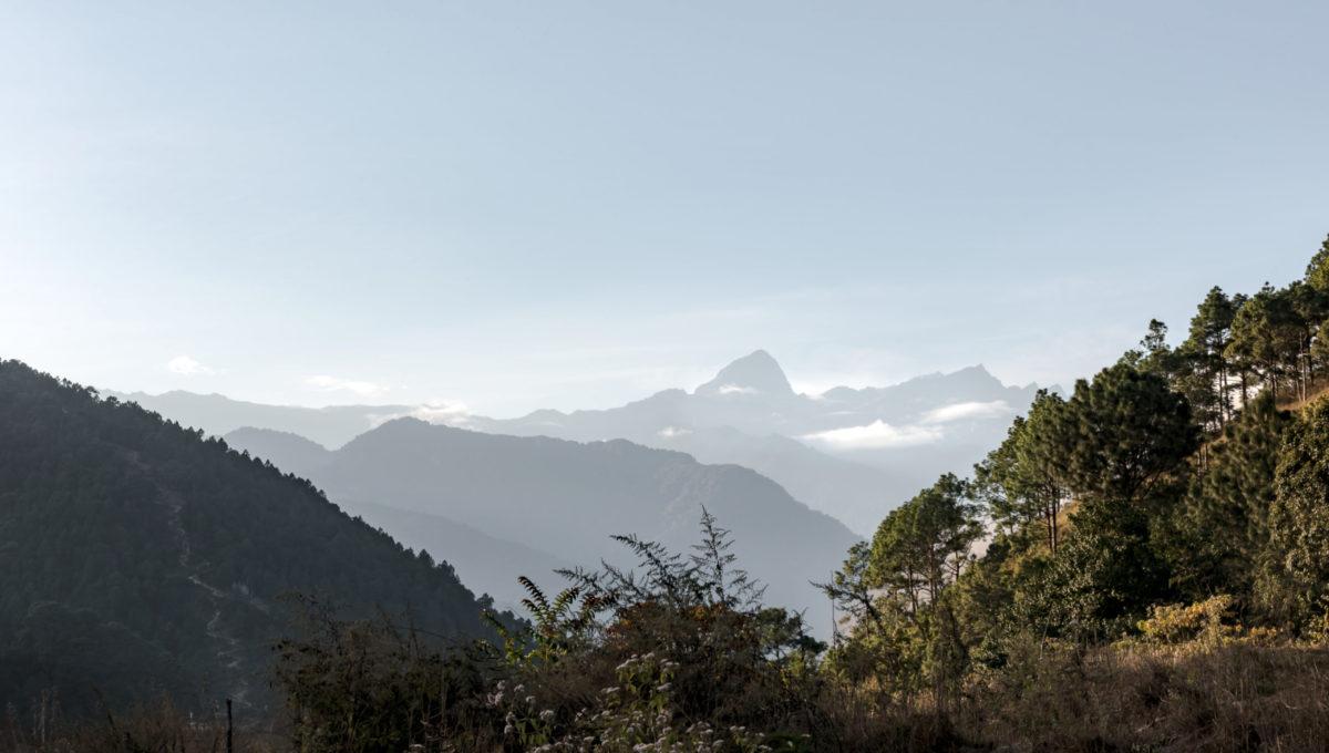bhutan_mountain_views_office_18379