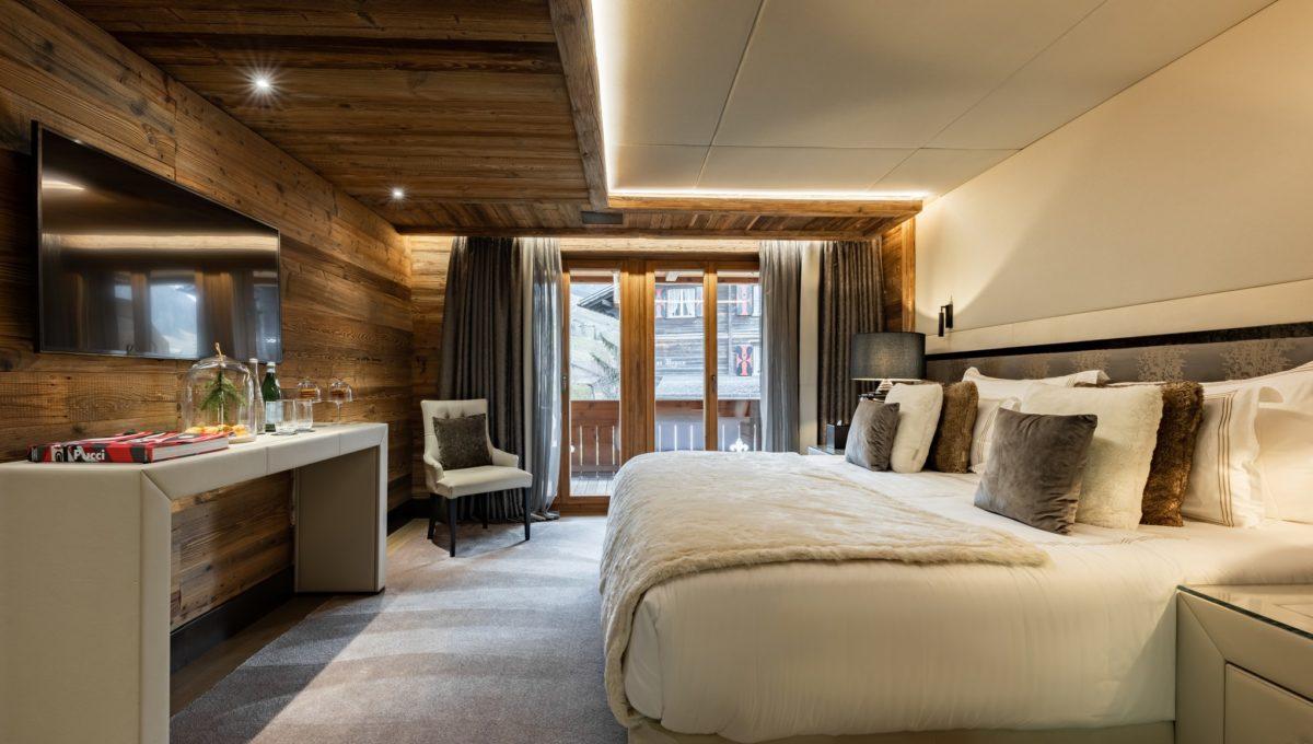 Luxe Bedroom Living, Family Suite, Ultima Gstaad