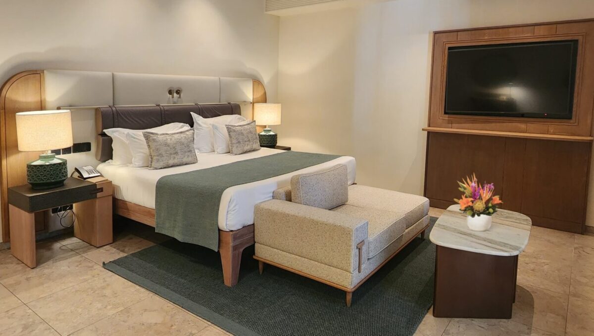 Exclusive Suite Pool Villa Bedroom(1)