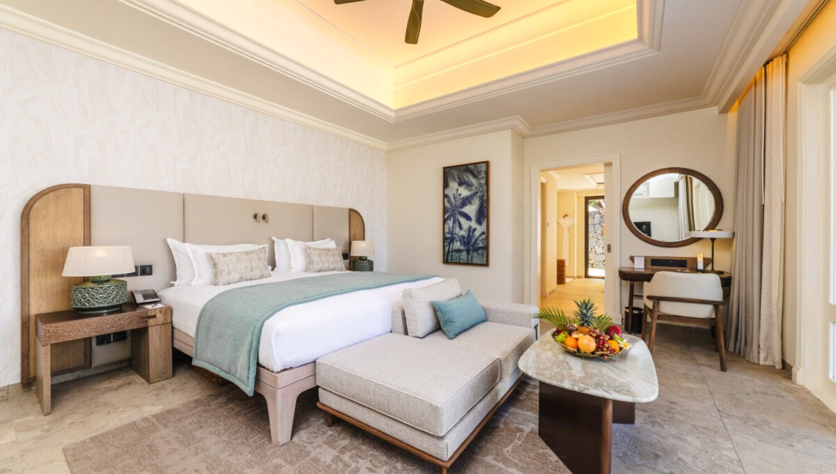 Luxury Suite Pool Villa Bedroom(1)