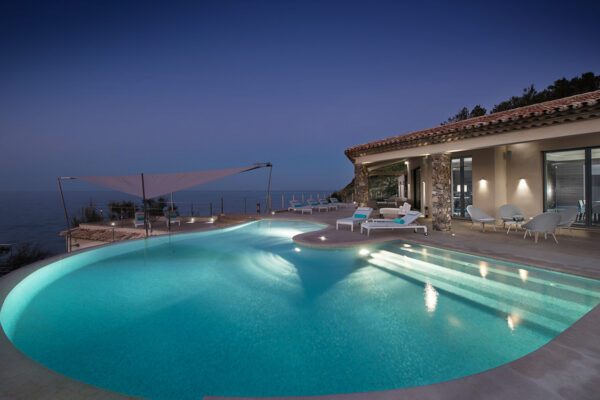 bg_image
